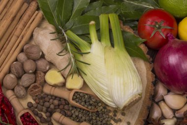 Baharat lezzetli yemek pişirmek için çeşitli