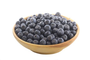 Beyaz arka planda izole yaban mersini yakın çekim 