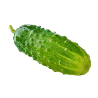 Ham olgun yeşil salatalık beyaz arka plan üzerinde izole