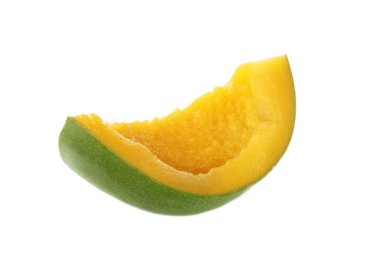 Beyaz arka plan üzerinde izole mango parça