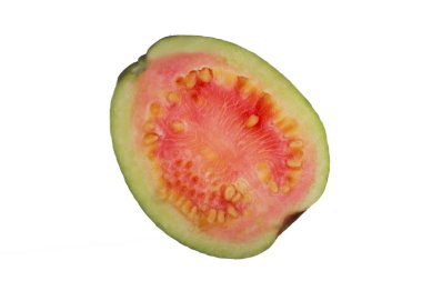 Beyaz arka planda izole guava yakın çekim