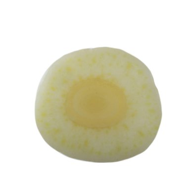 Beyaz arka planda izole sarımsak Closeup çekim 