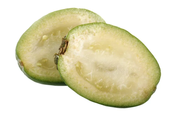 Feijoa Segar Diisolasi Pada Latar Belakang Putih — Stok Foto