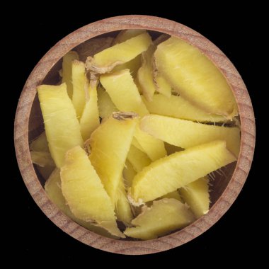 ahşap kase dilimlenmiş zencefil