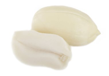 beyaz arkaplanda izole edilmiş yerfıstıkları