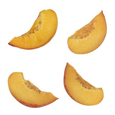 Beyaz üzerinde izole şeftali closeup 