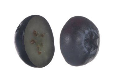 Beyaz arka planda izole yaban mersini yakın çekim 