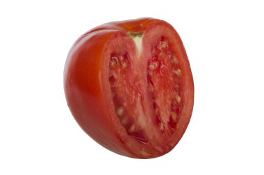 Beyaz arka plan üzerinde izole domates parçası