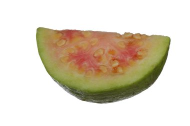 Beyaz arka planda izole guava yakın çekim