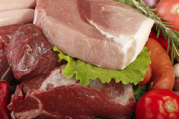 Rauw Vlees Met Groene Sla — Stockfoto