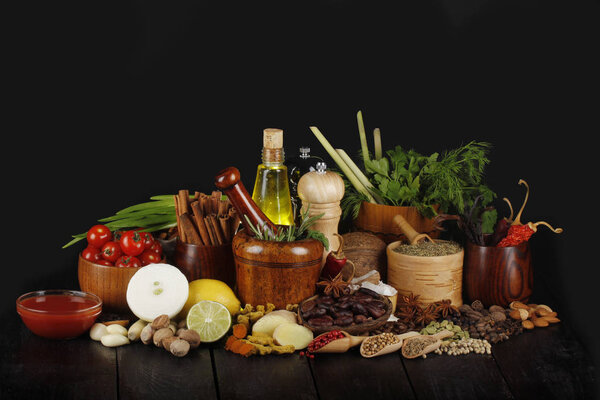 Разнообразие специй для вкусной кухни
