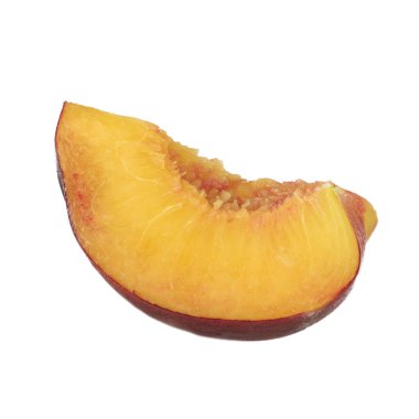 Olgun şeftali izole üzerinde beyaz arka plan dilimlenmiş
