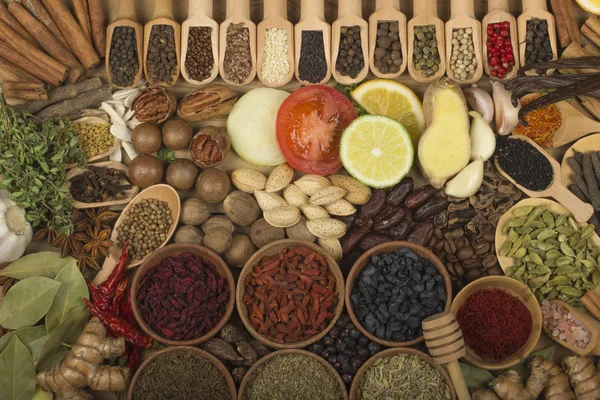 arka planda farklı baharatlar, yakın