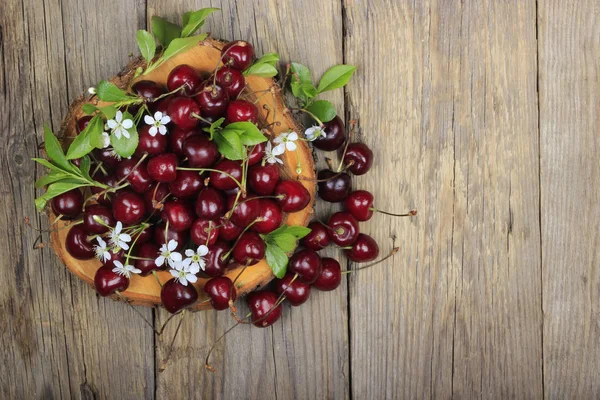 arka planda taze kiraz, yakın