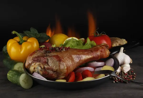 arka planda et ve baharat, yakın