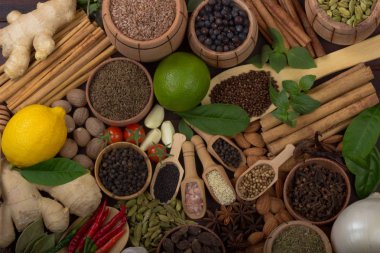 arka planda farklı baharatlar, yakın