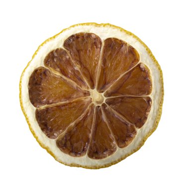 Dilim kuru limon izole