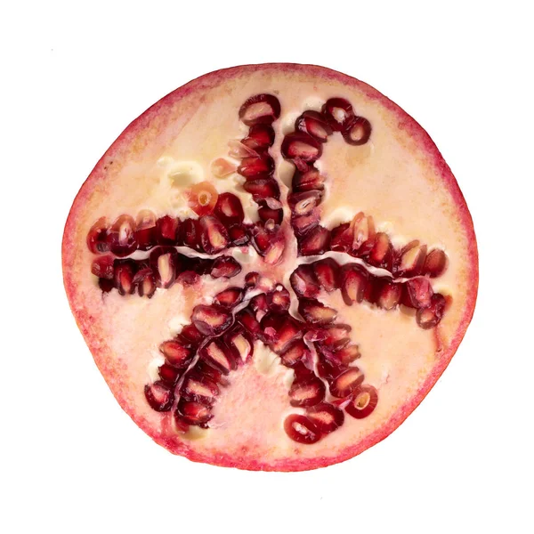 beyaz arka plan üzerinde izole olgun nar, yakın çekim  