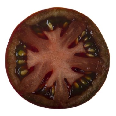 Beyaz arka planda izole domates closeup 