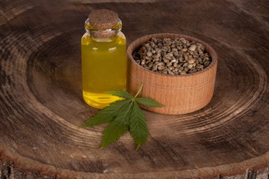 arka planda esrar ot, yakın