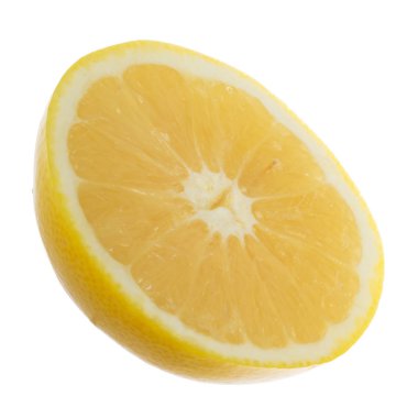 beyaz arka plan üzerinde izole olgun limon, yakın çekim 