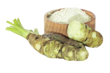 beyaz arka plan üzerinde izole wasabi kökleri, yakın çekim  