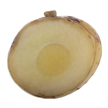 beyaz arka planda izole galanga kökü, yakın çekim  