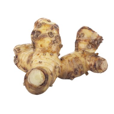 beyaz arka planda izole galanga kökü, yakın çekim  