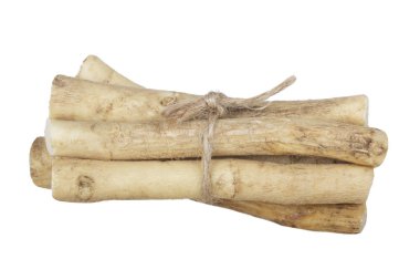 beyaz arka planda izole sebze kökleri