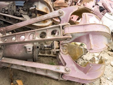 Arka plan ve metal doku. Sıradan şeylere alışılmadık bir bakış.