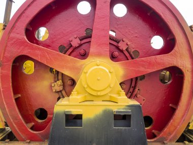 Arka plan ve metal doku. Sıradan şeylere alışılmadık bir bakış.