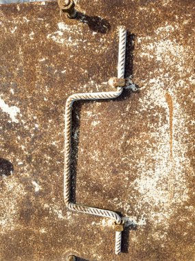 Arka plan ve metal doku. Sıradan şeylere alışılmadık bir bakış.