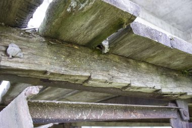 Eski ahşap arka plan. Doğal yaşlanma. Sıradan olağandışı.