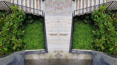 yeşil bahçeye çimento açık merdiven. modern merdiven. simetri merdiven fotoğraf. dış cephe dekorasyon tasarımı