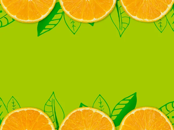 Abstrato fundo laranja. slide laranja fresco isolado no fundo verde decorar com linha folhas verdes para alimentos e bebidas fundo — Fotografia de Stock