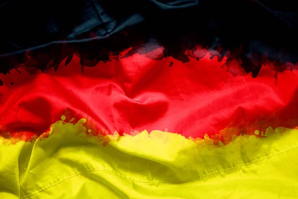 德国国旗 德意志联邦共和国 由水彩画笔在帆布织物 粗制风格 — 图库照片