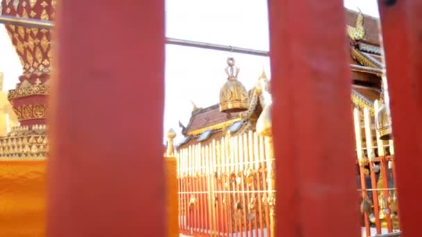 Golden Buddhist Bell Prayer Wishes Sunlight Wat Phra Doi Suthep — Vídeo de Stock