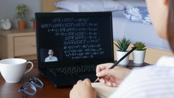 Profesor Asiático Vivo Streaming Lección Línea Para Que Estudiante Haga — Vídeos de Stock