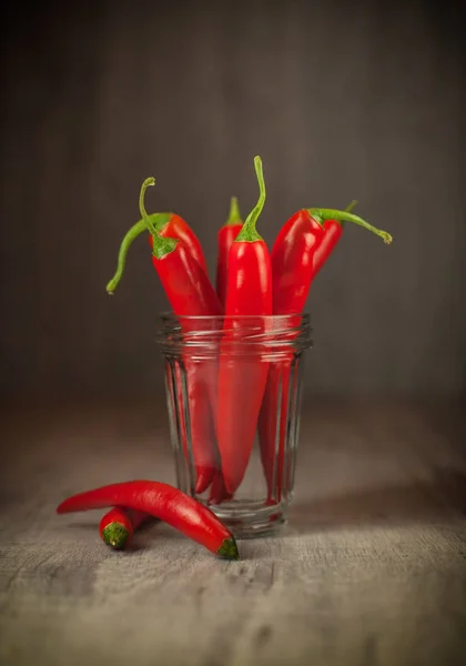 Rustik Stil Röd Chilipeppar Vit Bakgrund — Stockfoto