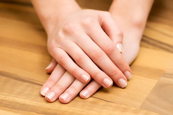 Hand- und Nagelpflege — Stockfoto