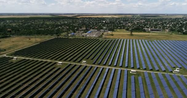 Paneles Solares Energía Alternativa Obtener Electricidad Del Sol — Vídeos de Stock