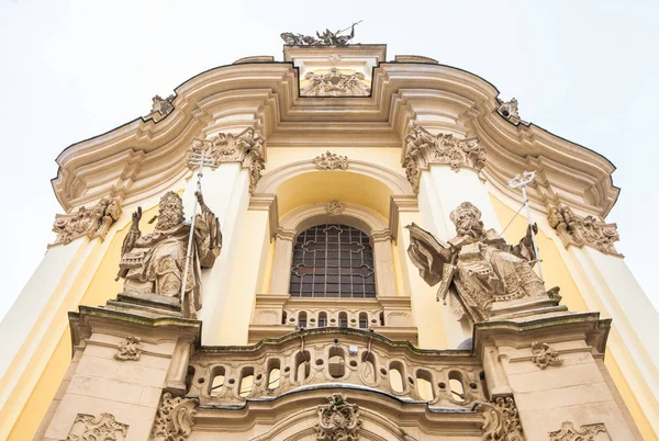 ウクライナのリヴィウにある聖ジョージ大聖堂 — ストック写真