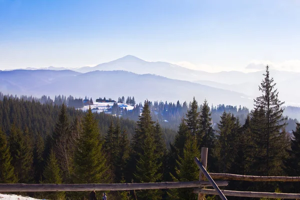 Winter Ukrainian Carpathians — Stock Photo, Image