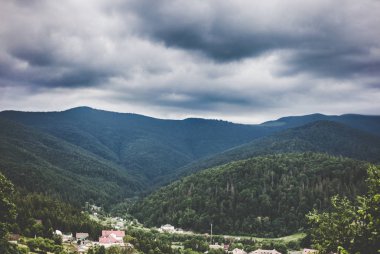 Yaz aylarında Ukraynalı Karpatlar