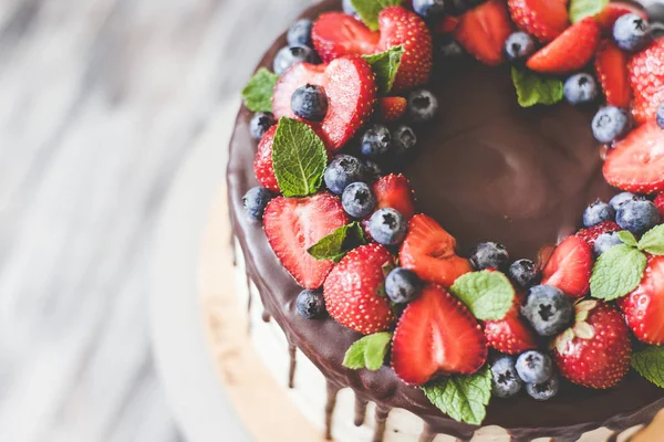 Bir tatil için tatlı Berry kek