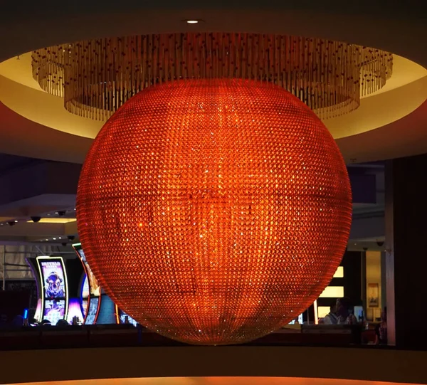 Las Vegas, Nevada: 11 de mayo de 2018: La esfera colorida en Planet Hollywood Hotel and Resort — Foto de Stock