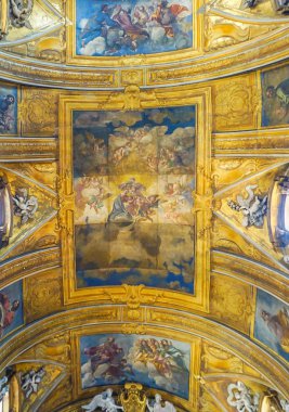 Rome, İtalya - 12 Ekim 2017: Gesu e tavan Maria Church