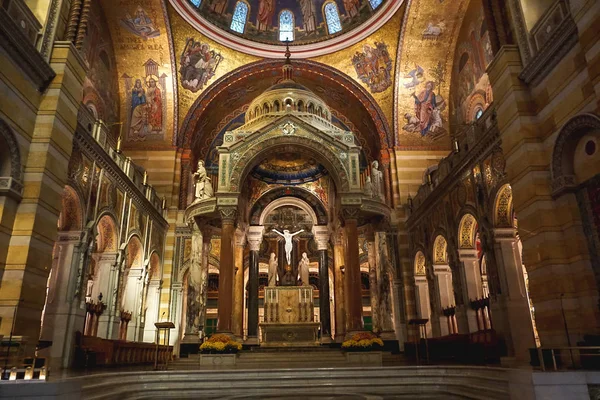 St. Louis Missouri: 7 de noviembre de 2018; La Basílica Catedral de St Louis — Foto de Stock