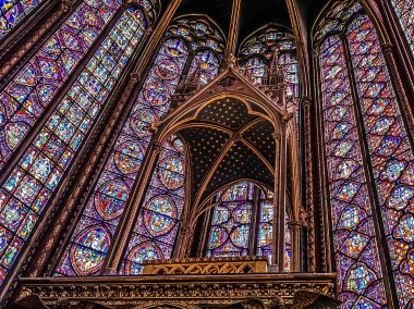 Paris, Fransa - 3 Ağustos 2019: Sainte-Chap'ın iç görünümü