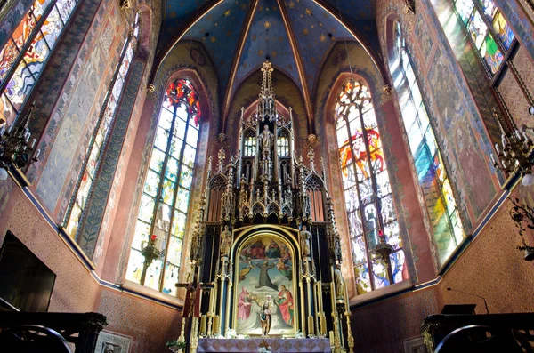 Krakow, Polonya - 18 Mayıs 2018: İç Kilisesi, St Francis Assisi Krakow — Stok fotoğraf